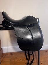 Load image into Gallery viewer, Fusion Dressage Saddle
